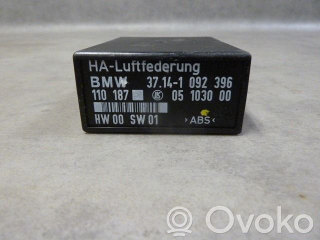BMW 5 E39 Unidad de control/módulo de la suspensión 