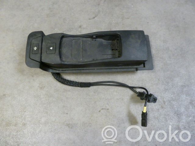 BMW 3 E90 E91 Telefonas 
