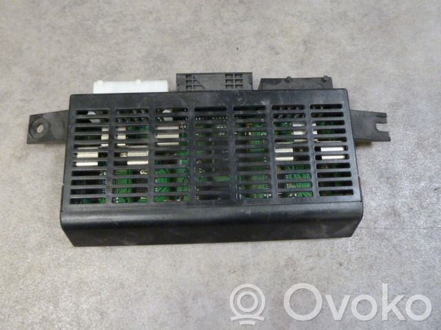 BMW 5 E39 Komforta modulis 
