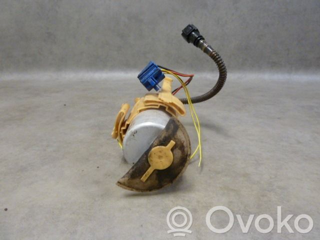 BMW X3 E83 Pompe d'injection de carburant à haute pression 