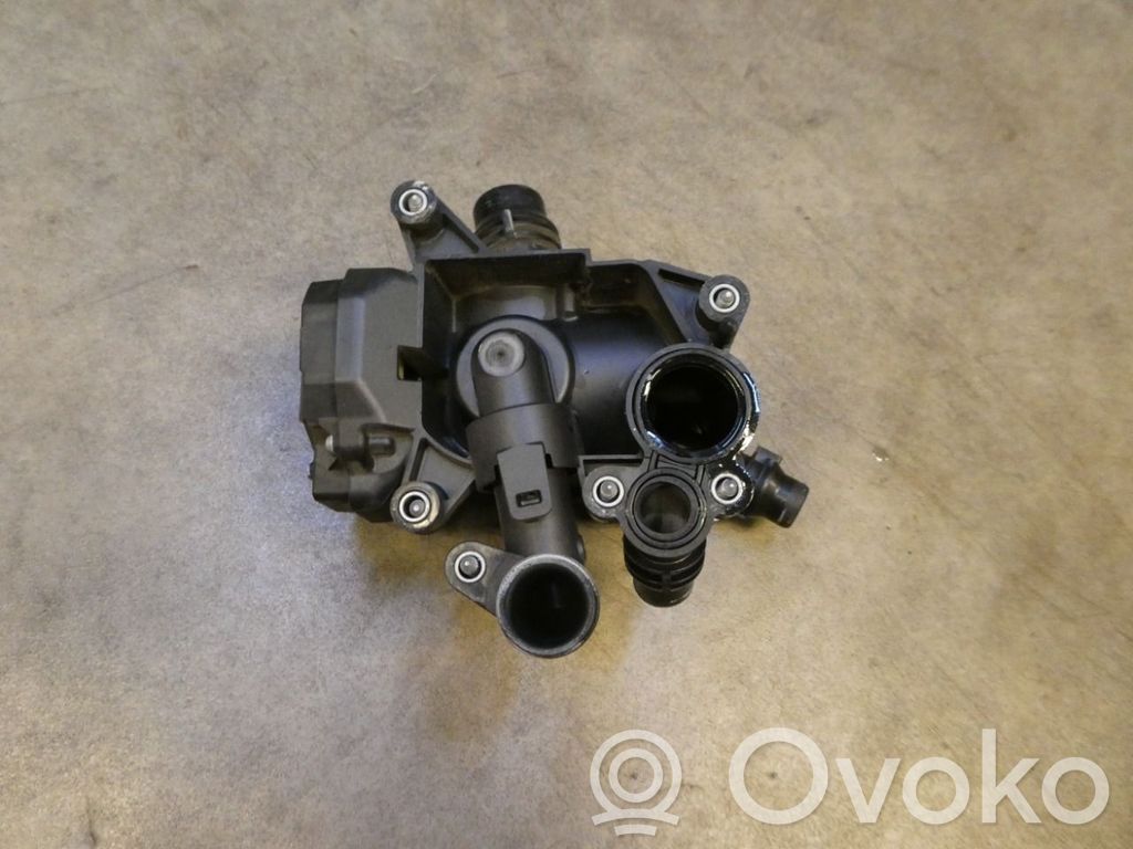BMW 1 F20 F21 Termostaatin kotelo 