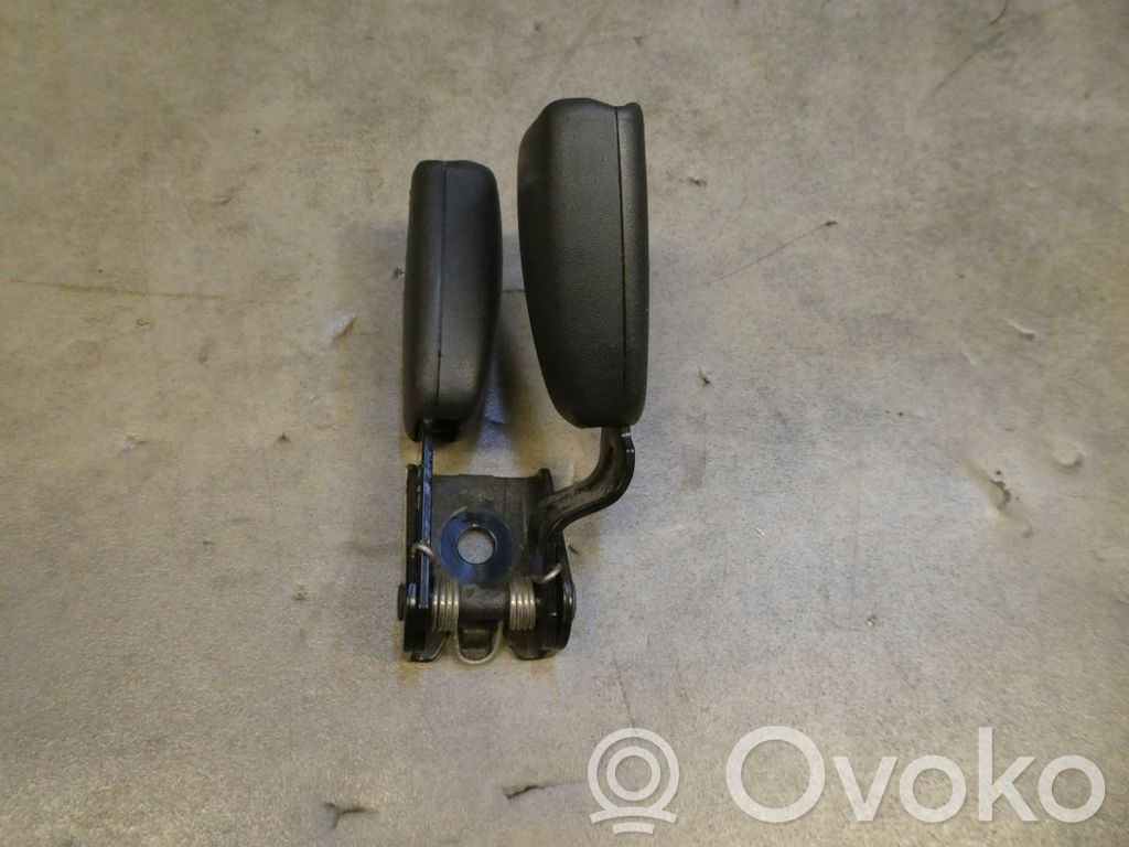 Saab 9-5 Gurtschloss vorne 