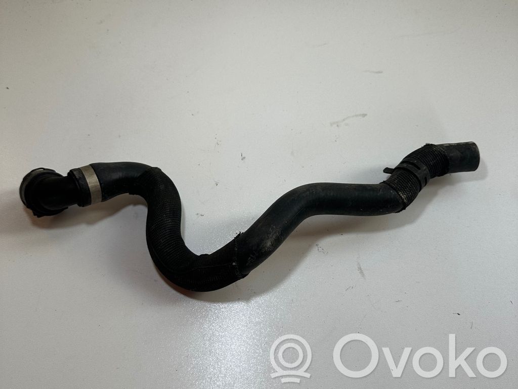 BMW 4 F32 F33 Tubo flessibile del liquido di raffreddamento del motore 