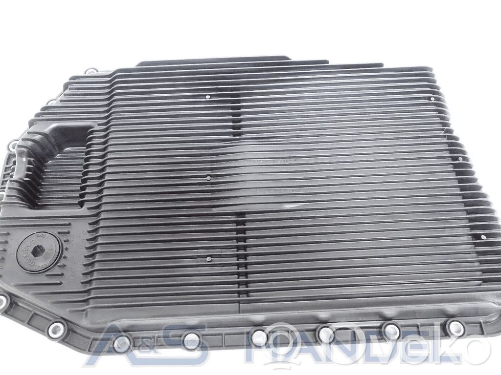 BMW X3 E83 Kita variklio detalė 
