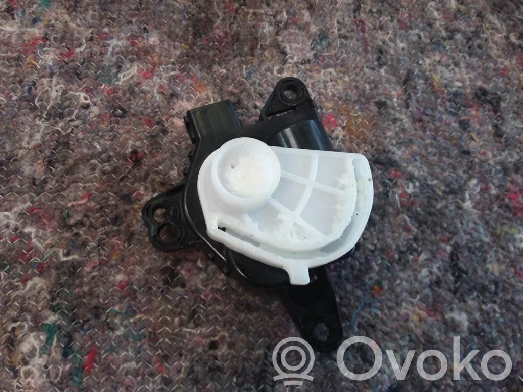Oro sklendės varikliukas   D267AP94AA02