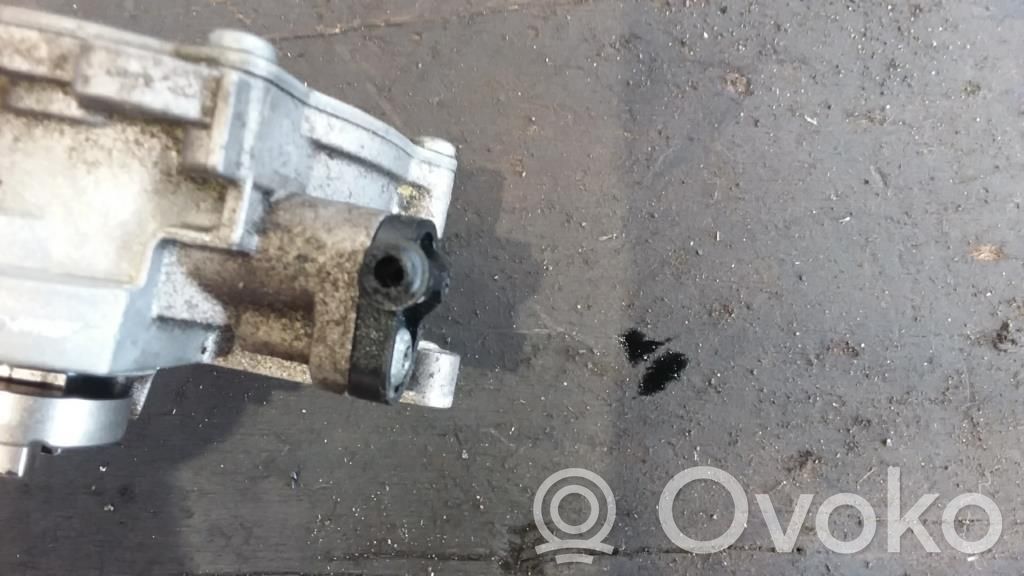 Ford Transit Vakuumo pompa 