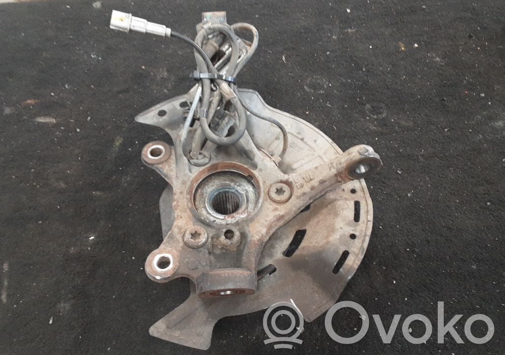Achsschenkel vorne   51716G4AA0