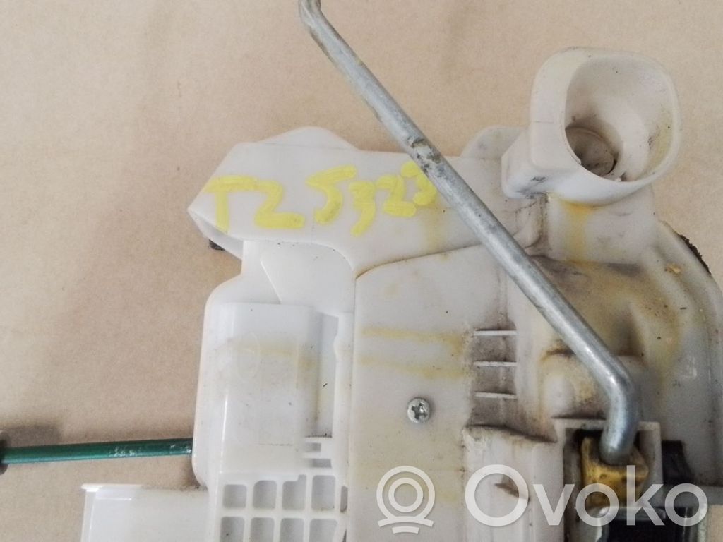 Central locking motor   812301W210