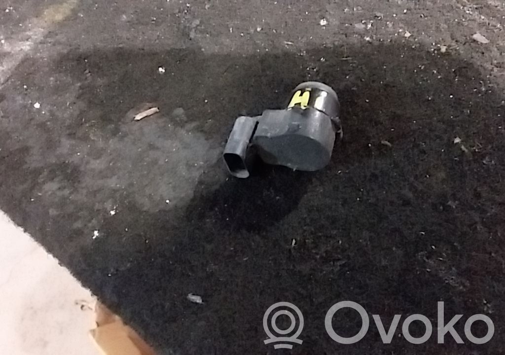 Parking PDC sensor   6951674A105
