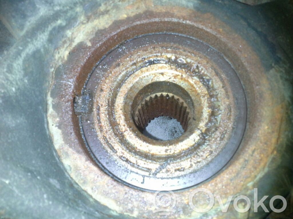 Suzuki SX4 Achsschenkel vorne 