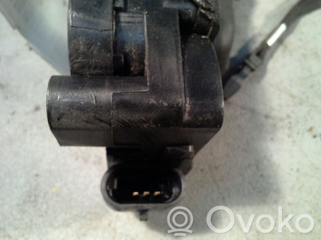 Chevrolet Spark Central locking motor 
