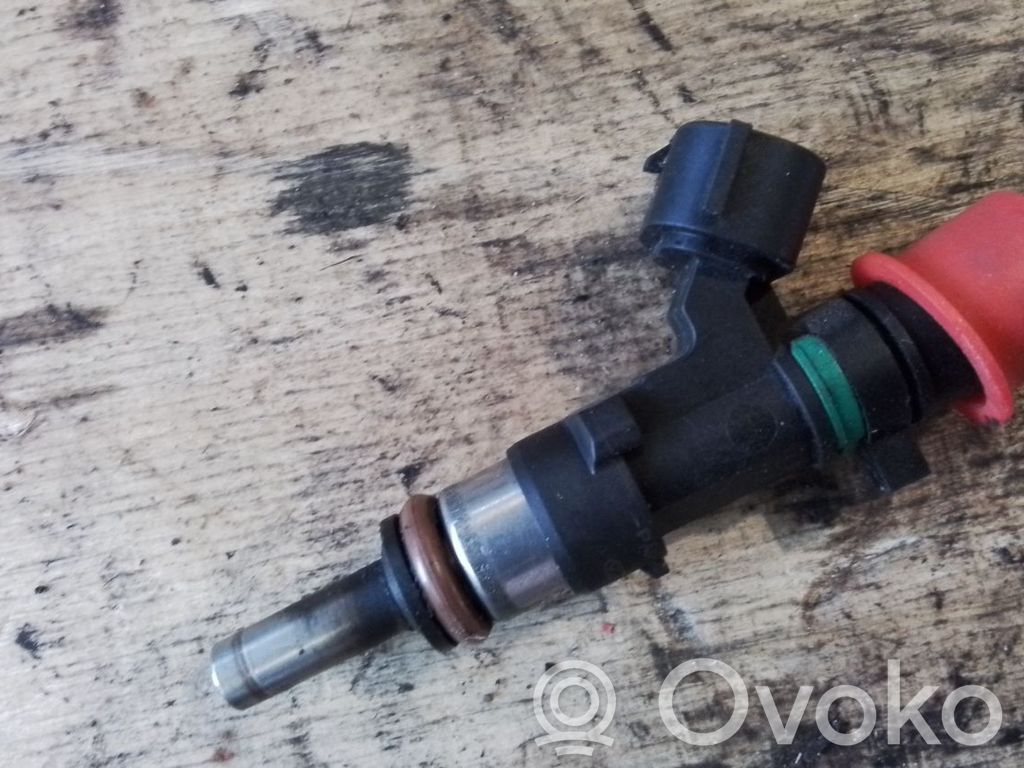 Inyector de combustible   166008740R
