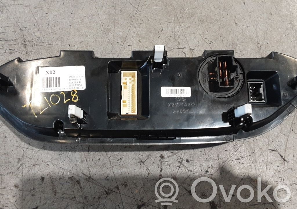 Climate control unit   972501W020