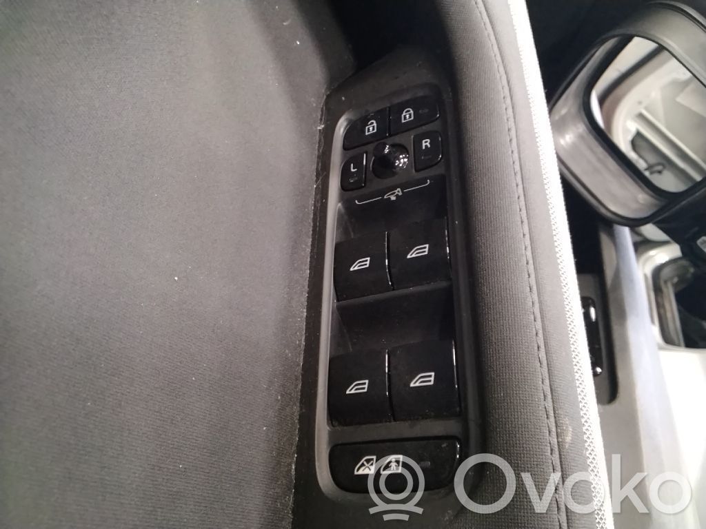 Electric window control switch   32334080