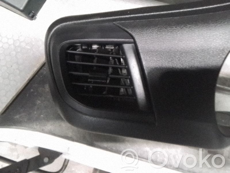 Toyota Proace Rejilla de ventilación central del panel 