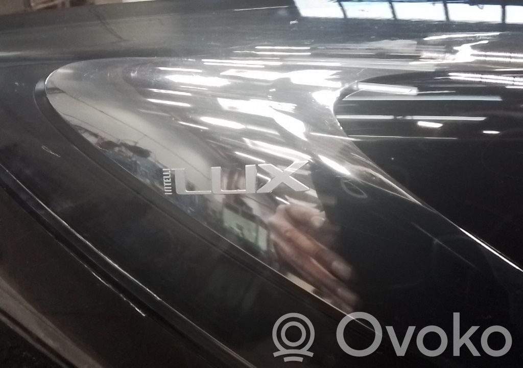 Headlight/headlamp   39228806