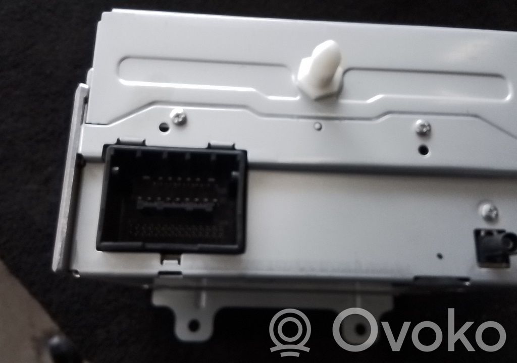 GPS navigation control unit/module   22800670