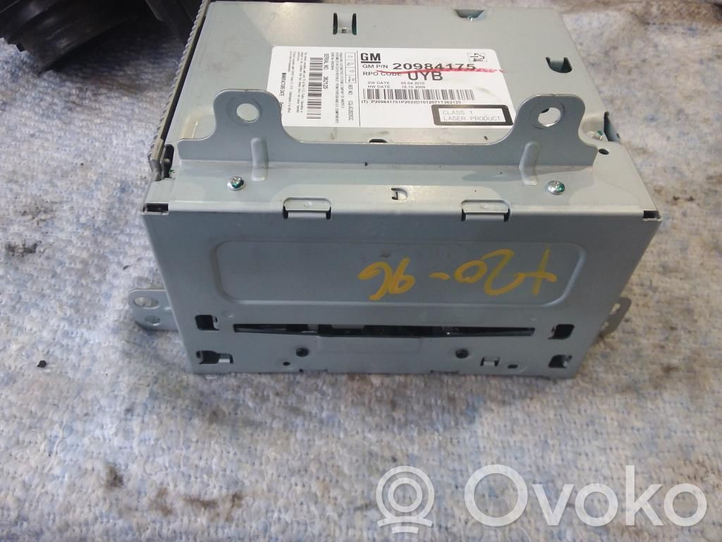 GPS navigation control unit/module   20984175