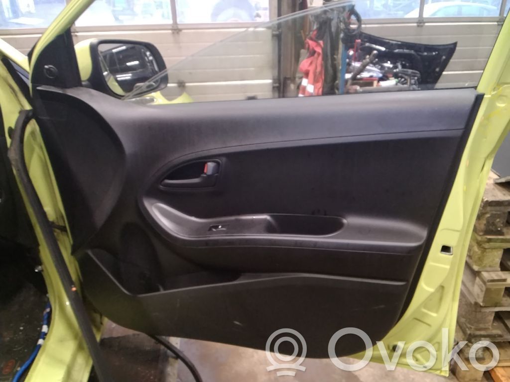 KIA Picanto Apšuvums aizmugurējām durvīm 