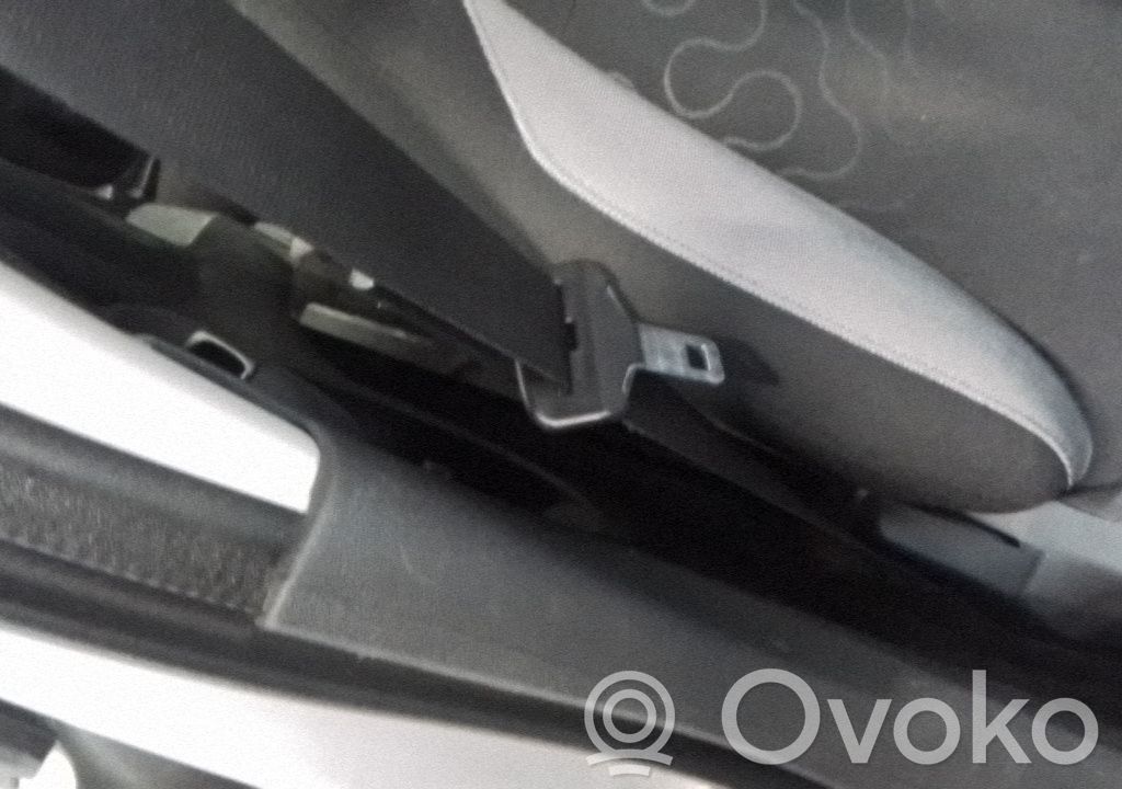 Cinturón delantero   8975GW