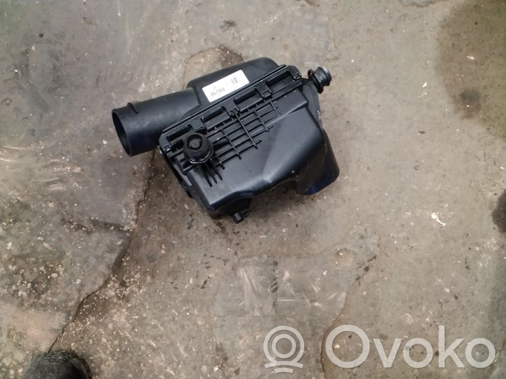 Opel Karl Luftfilterkasten 