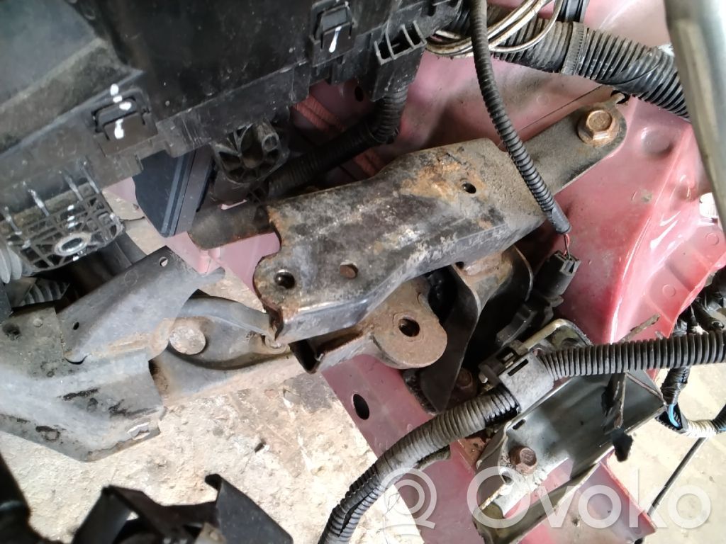 Soporte de la caja de cambios   1612412280