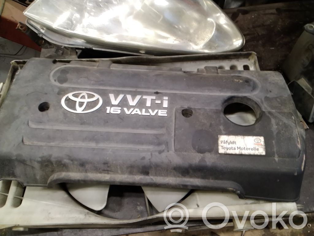 Toyota Corolla Verso AR10 Moottorin koppa 