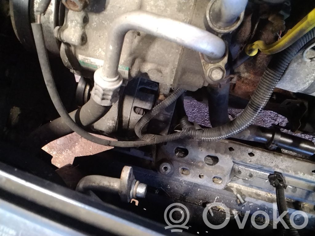 Renault Clio II Ilmastointilaitteen putki (A/C) 