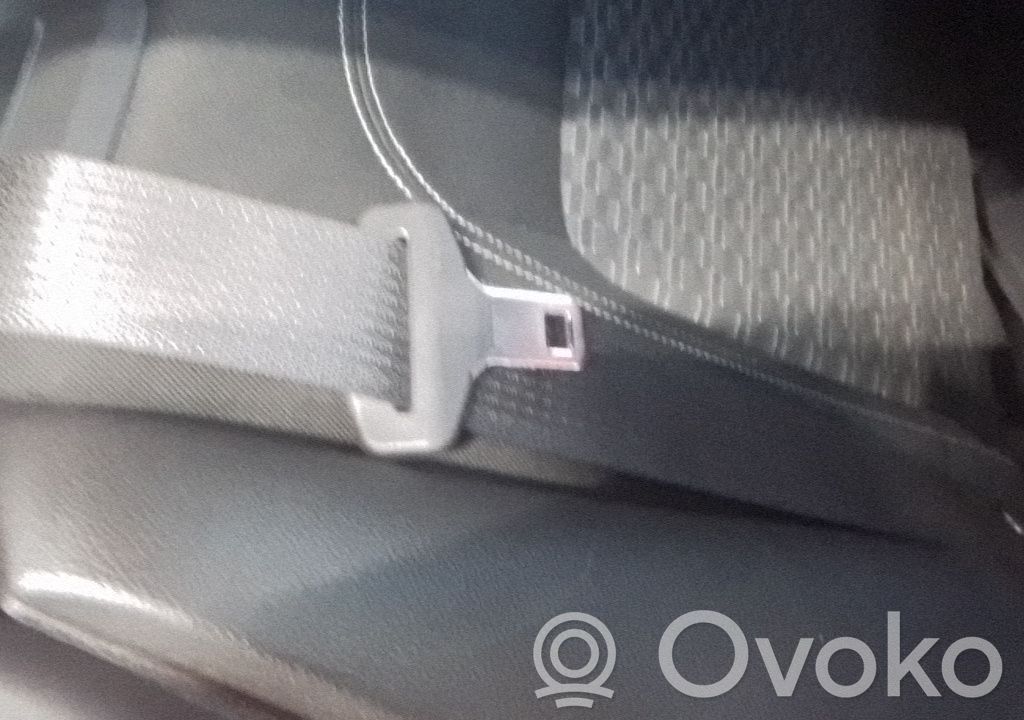 Opel Astra K Cinturón trasero 