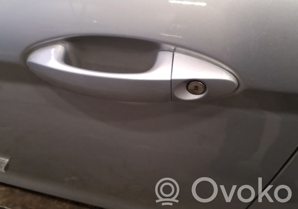 Ford Fiesta Manecilla externa puerta delantera 
