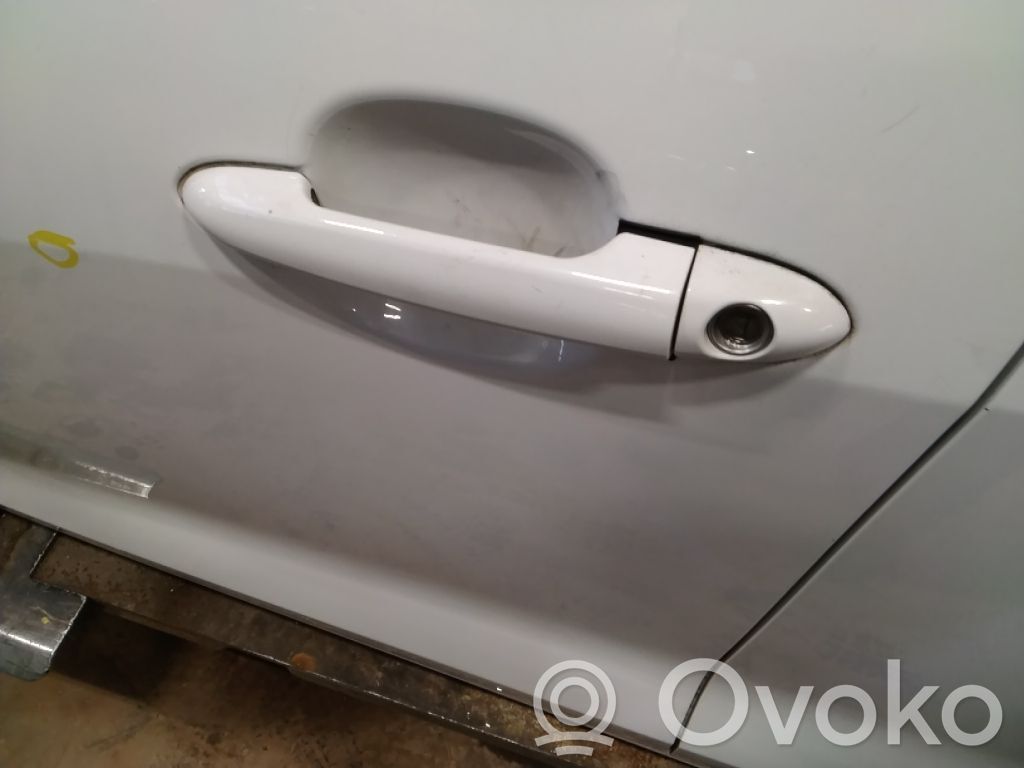 Manecilla externa puerta delantera   826511W1003D