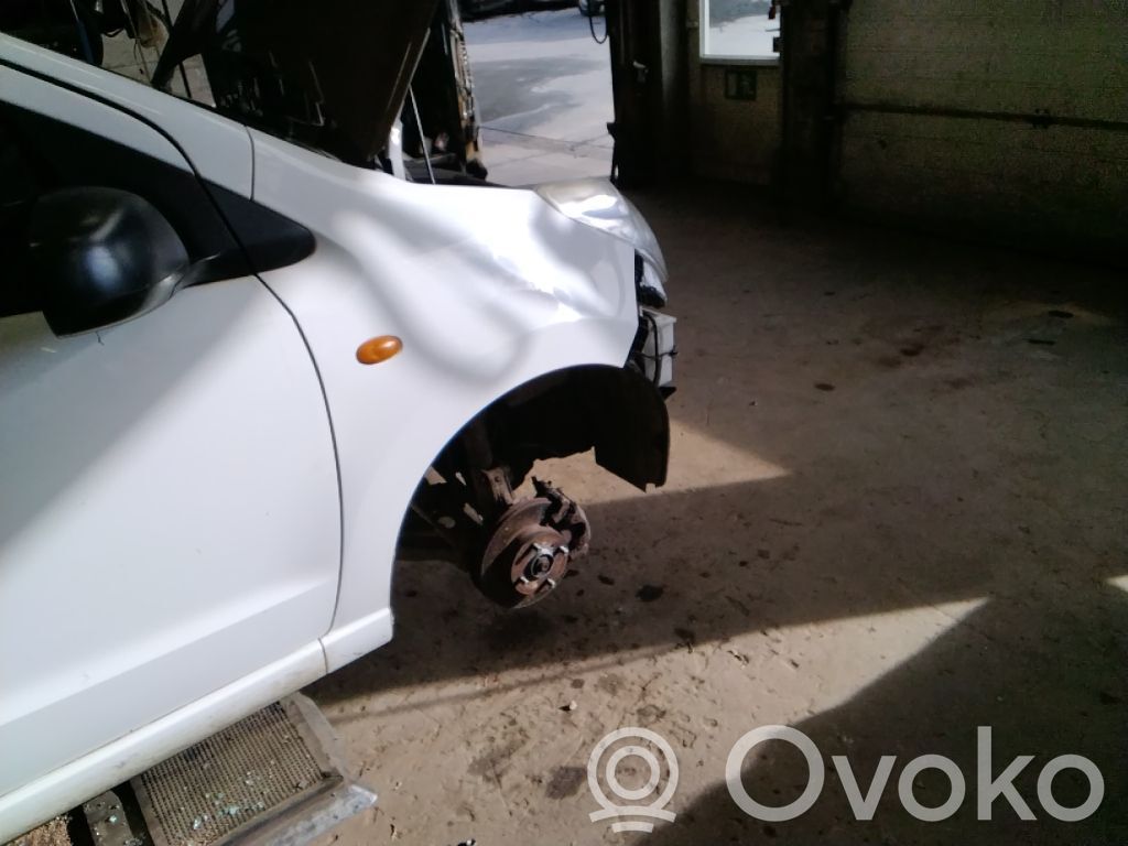 Suzuki Alto Guardabarro 