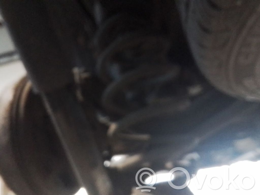 Opel Combo D Muelle espiral trasero 