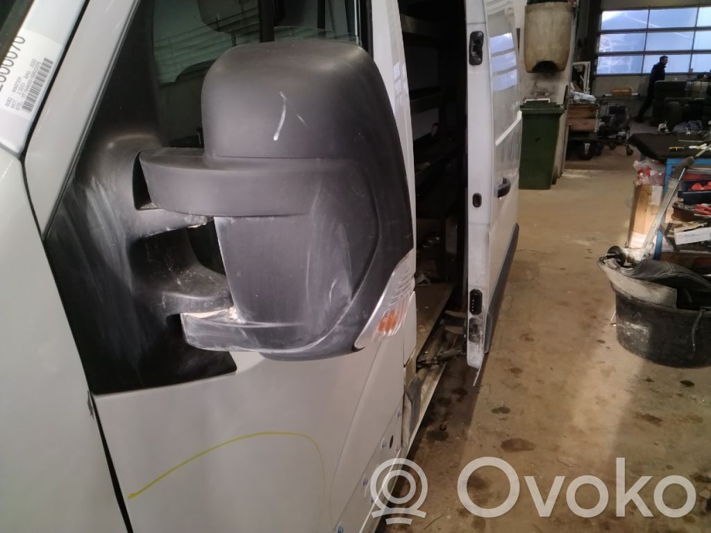 Renault Master III Elektryczne lusterko boczne drzwi przednich 