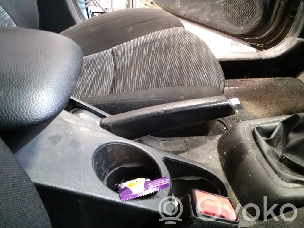 KIA Ceed Rokas bremzes motoriņš 