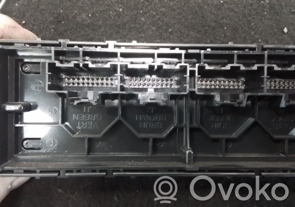 Air conditioning/heating control unit   544969533