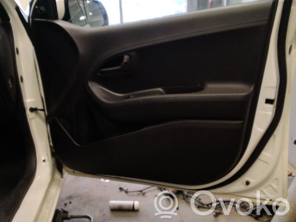 KIA Picanto Apšuvums aizmugurējām durvīm 
