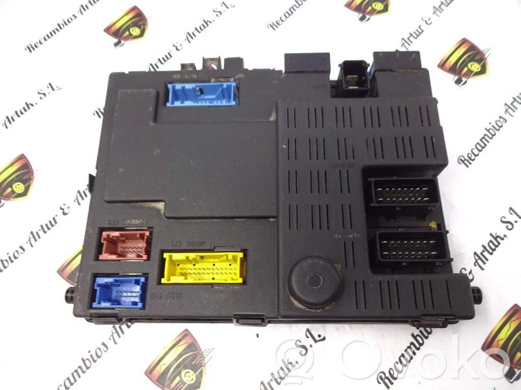Citroen Xsara Drošinātāju kaste (komplekts) 