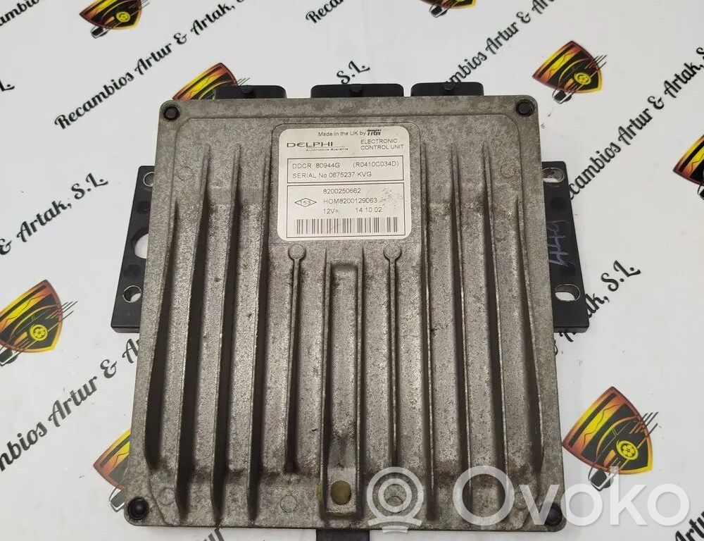 Renault Clio III Other engine part 