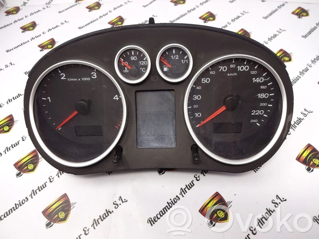 Dashboard   8Z0920900T,110080192003