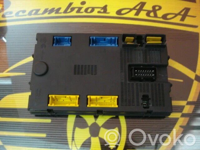 Renault Espace III Unidad de control/módulo de carrocería central 