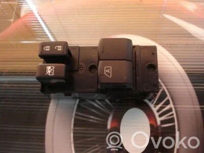 Nissan Note (E12) Electric window control switch 
