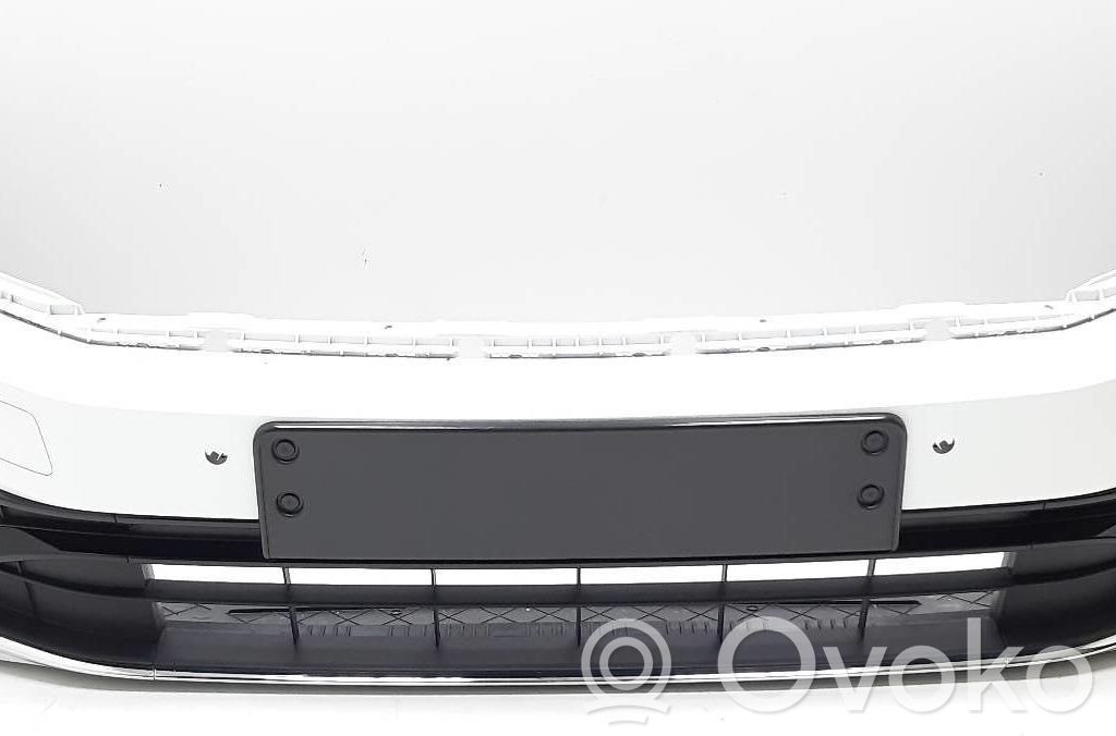 Volkswagen PASSAT B8 Front bumper 