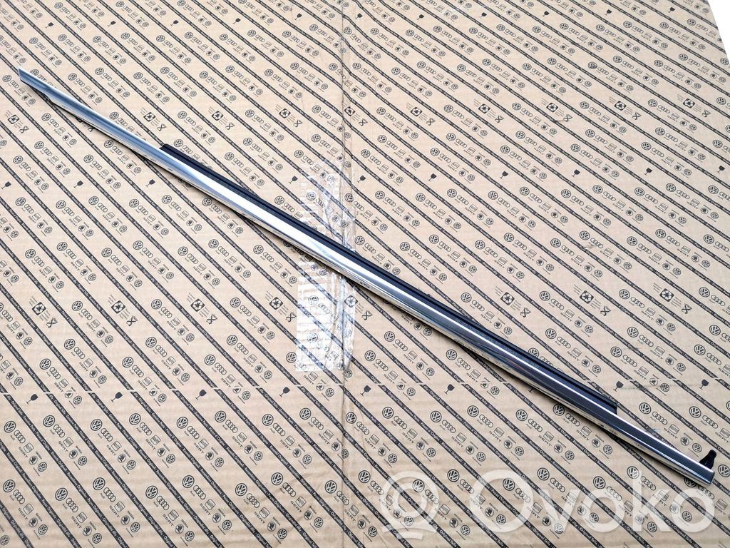 BMW 5 G30 G31 G38 Listwa / Uszczelka szyby drzwi 