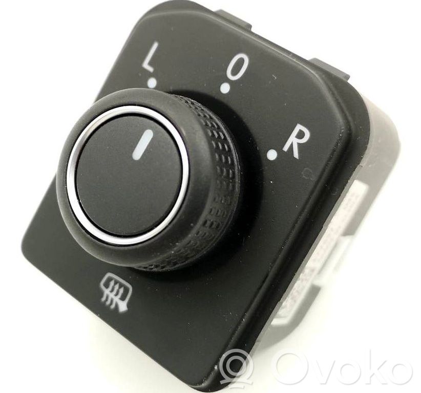 Volkswagen Polo III 6N 6N2 6NF Wing mirror switch 