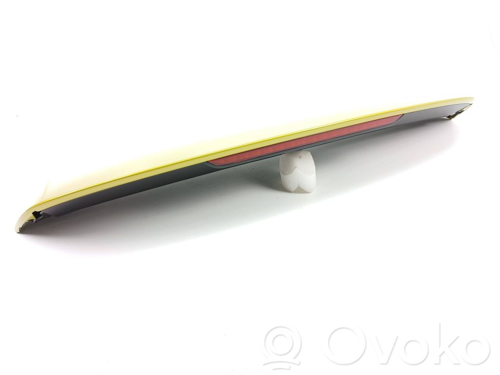 Volkswagen Golf VIII Spoiler tylnej szyby klapy bagażnika 