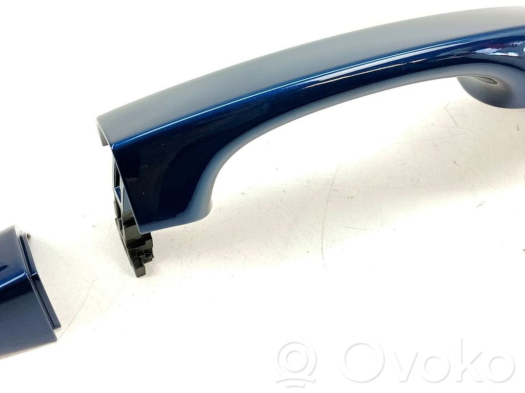 Volkswagen PASSAT B8 Front door exterior handle 