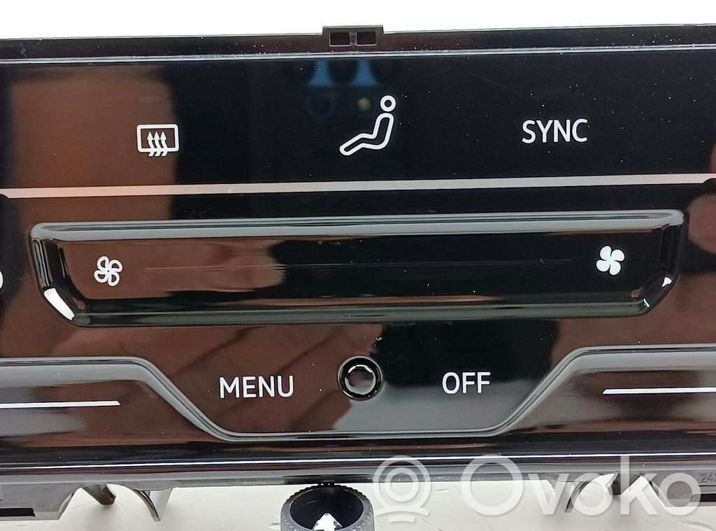 Volkswagen Arteon Panel klimatyzacji / Ogrzewania 