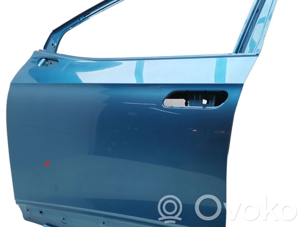 Puerta delantera   11A831311,11A831311,LW5M,11A831056A