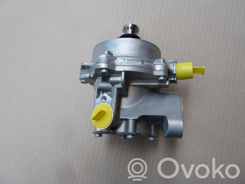 Vacuum pump   8618897,1166861889704